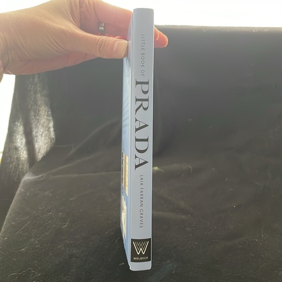 Little Book of Prada - Picture 4 of 4